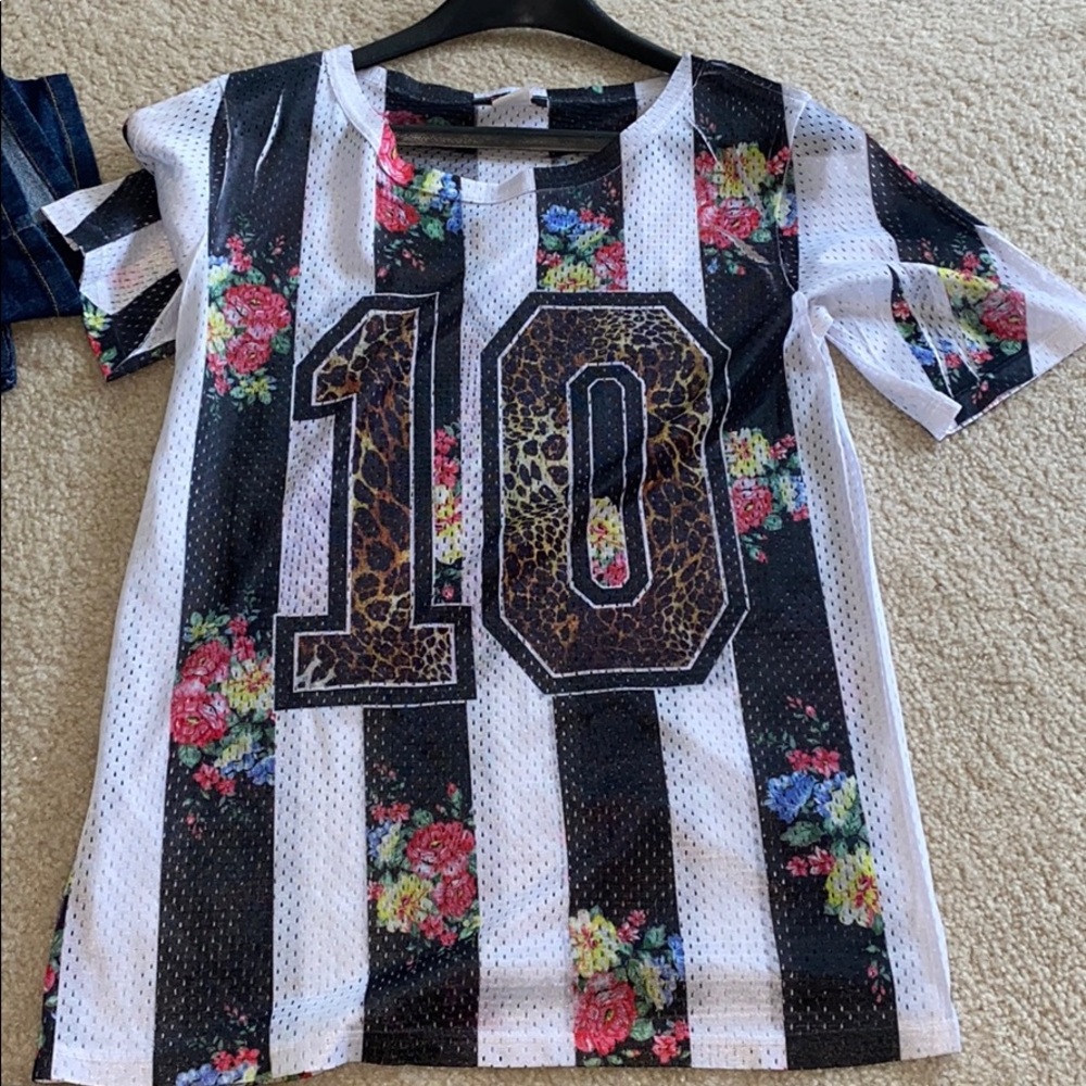 Jersey - Picture 2 of 2